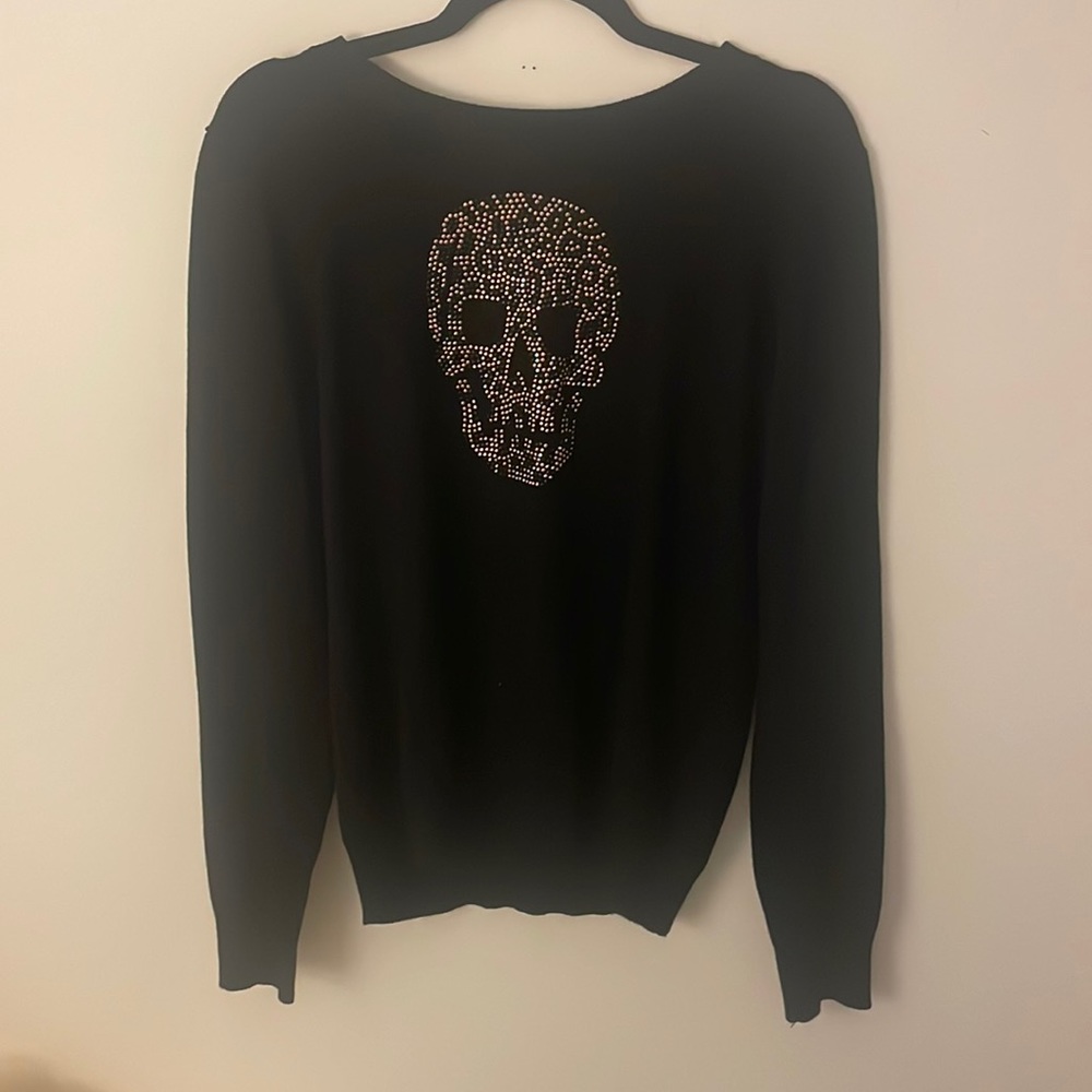 Romeo and Juliet Couture L Black Sweater with skeleton..perfect for Halloween!